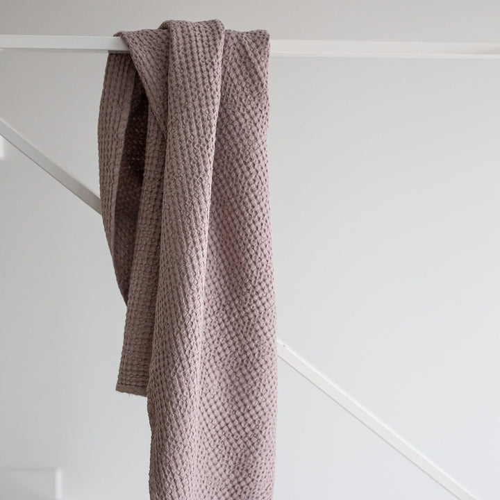 AmourLinen Bath Towel / Rosy Brown Linen Waffle Towel