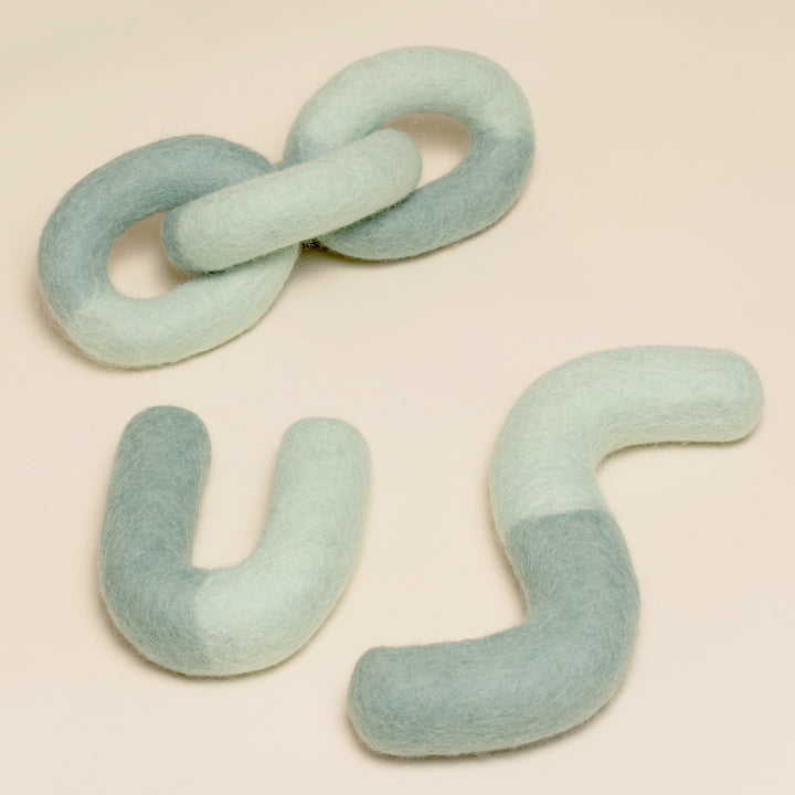 Awoo Link Felt Dog Toy