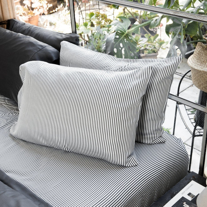 ettitude Slate Stripes / King Signature Sateen Pillowcase Set