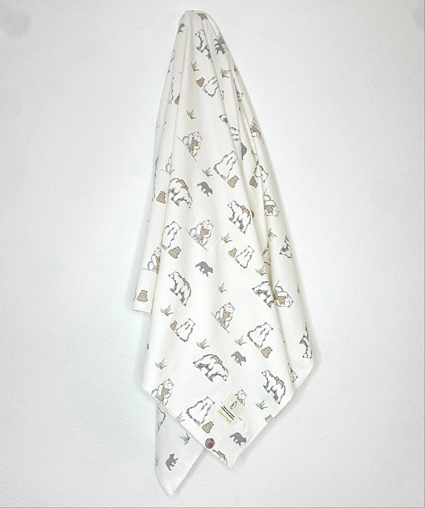 MeOMyEarth Bear Family Swaddle Blanket