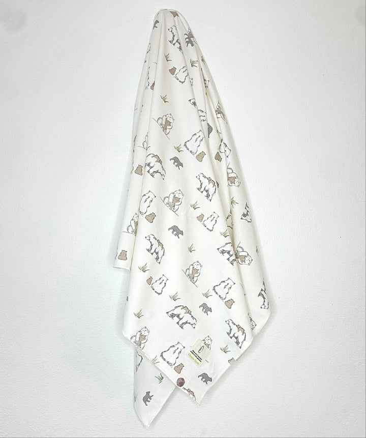 MeOMyEarth Bear Family Swaddle Blanket