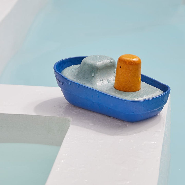 PlanToys USA Tugboat