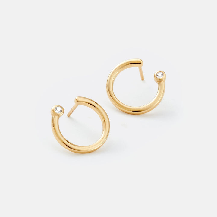 Sara Patino Jewelry Gold Circle Stud Earrings with White Topaz