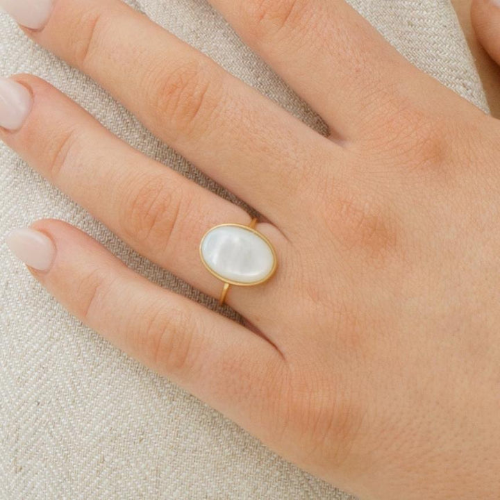 Sara Patino Jewelry Gold Grande Oval Pearl Ring