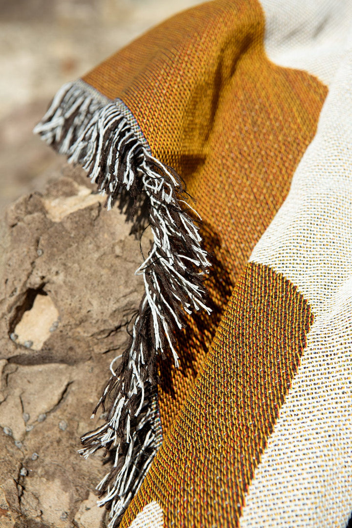 Sundream Paradise Heritage Woven Throw - Rust