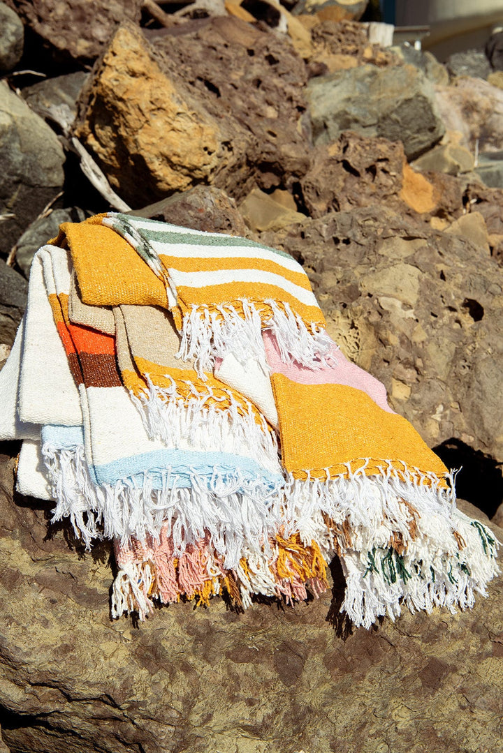 Sundream Riviera Stripe Throw - Pink