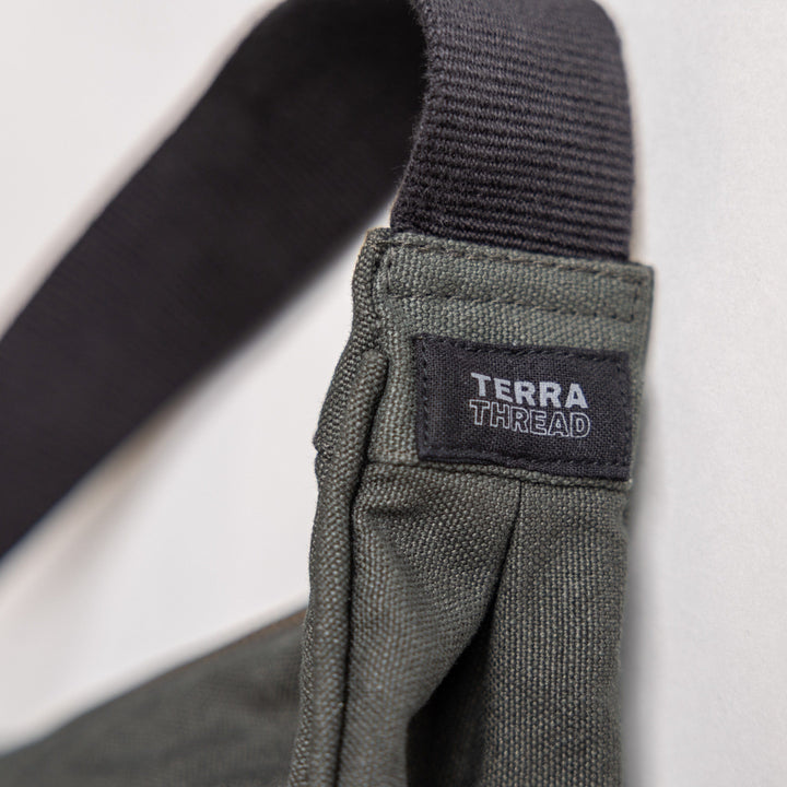 Terra Thread® Organic cotton Crossbody Bag
