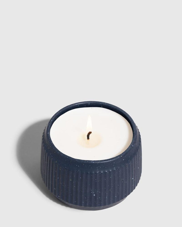 United By Blue INDIGO 14 oz. Ceramic Keepsake Candle - Surf