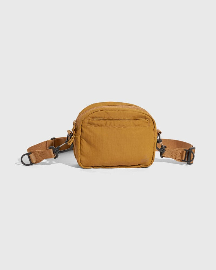 United By Blue Smoky Ochre (Re)active™ 2L Convertible Crossbody
