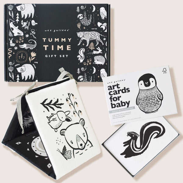 Wee Gallery Baby Tummy Time Gallery with Mirror Gift Set