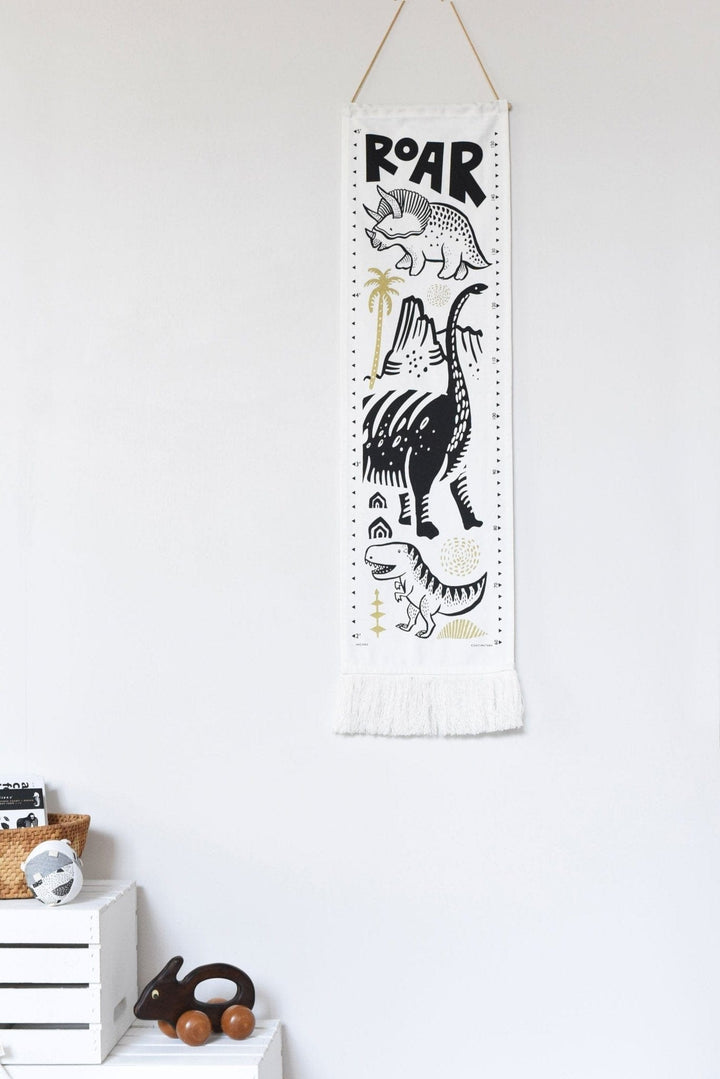 Wee Gallery Canvas Growth Chart - Dinos