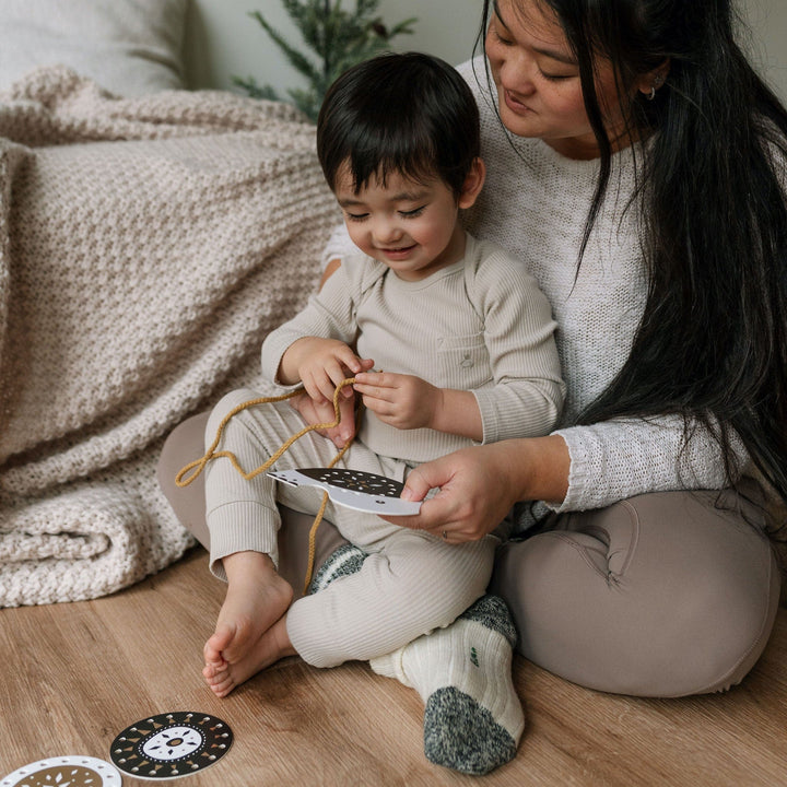 Wee Gallery Festive Fun Lacing Ornaments