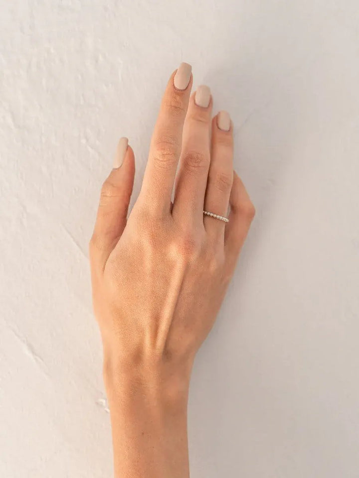 wellthy® Beaded Band Ring