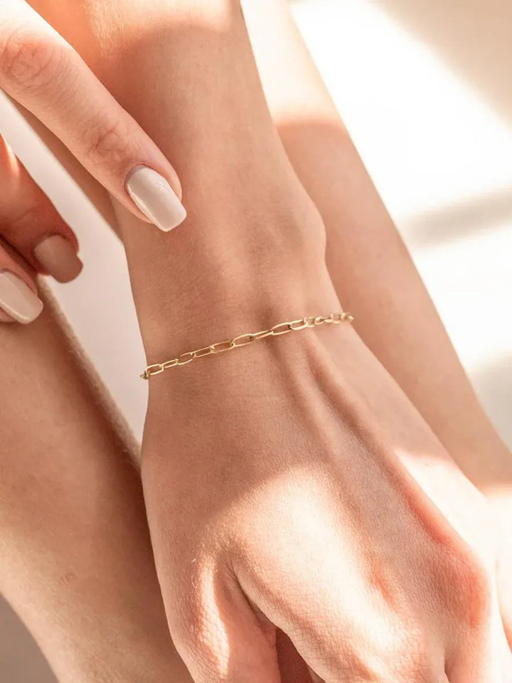 wellthy® Paperclip Chain Bracelet