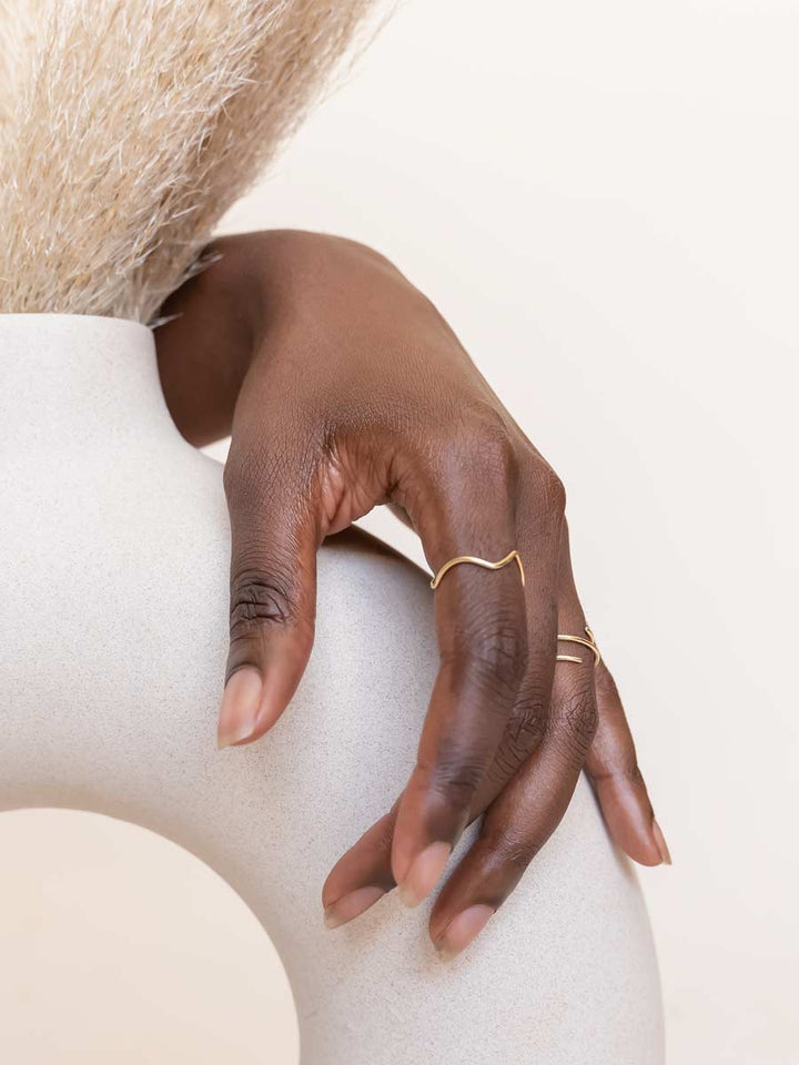 wellthy® Zig Zag Ring