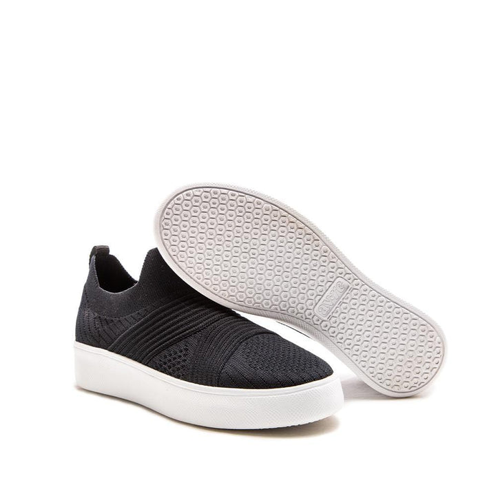 AVRELIFE Limitless Black and White Sneakers