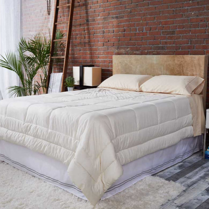 Sleep & Beyond myMerino Comforter® Light